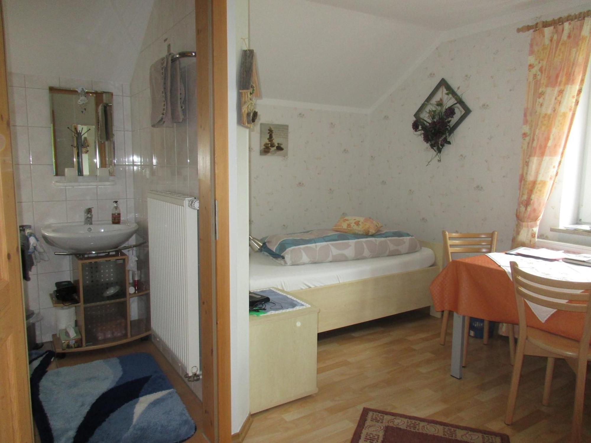 Gaestehaus Reisacher - Einzelzimmer Peiting Extérieur photo